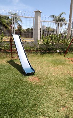 Casa de condomínio para alugar com 82m², 3 quartos e 2 vagasÁrea comum - Playground