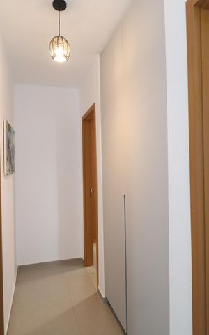 Casa de condomínio para alugar com 82m², 3 quartos e 2 vagasCorredor 