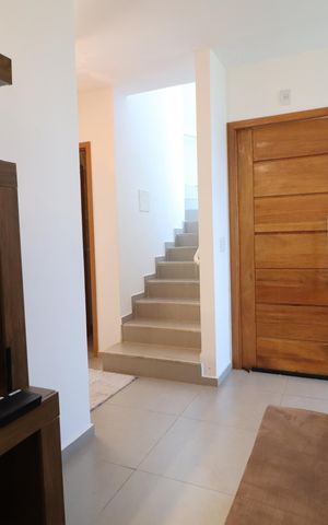Casa de condomínio para alugar com 82m², 3 quartos e 2 vagasSala