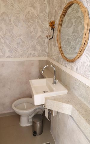 Casa de condomínio para alugar com 82m², 3 quartos e 2 vagasLavabo