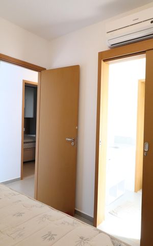 Casa de condomínio para alugar com 82m², 3 quartos e 2 vagasSuíte