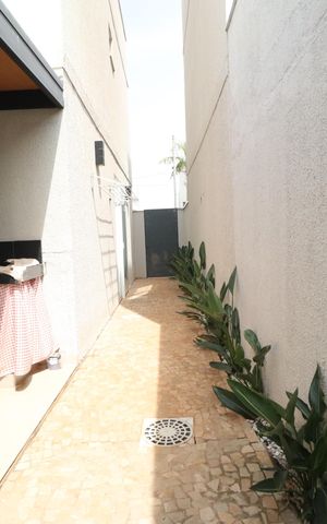 Casa de condomínio para alugar com 82m², 3 quartos e 2 vagasCorredor