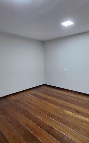 Casa à venda com 400m², 7 quartos e 5 vagas Casa à venda com 400m², 7 quartos e 5 vagasSuíte 3