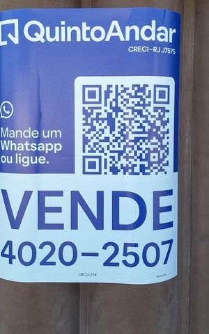 Casa à venda com 400m², 7 quartos e 5 vagas Casa à venda com 400m², 7 quartos e 5 vagasplaca