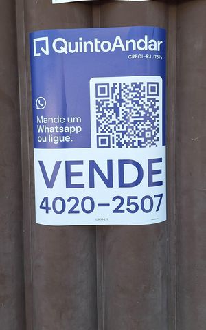 Casa à venda com 400m², 7 quartos e 5 vagas Casa à venda com 400m², 7 quartos e 5 vagasplaca
