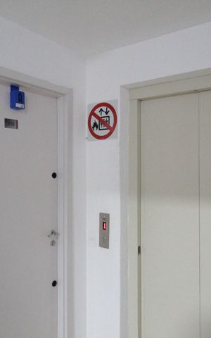 Apartamento para alugar com 60m², 2 quartos e 1 vagaLockbox