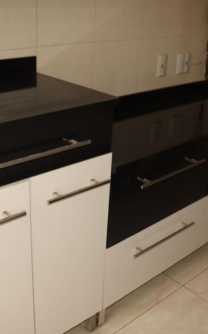 Apartamento à venda com 68m², 3 quartos e 2 vagasCozinha