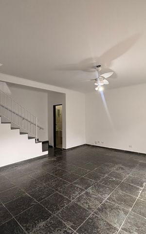 Casa à venda com 149m², 3 quartos e 4 vagas Casa à venda com 149m², 3 quartos e 4 vagasSala