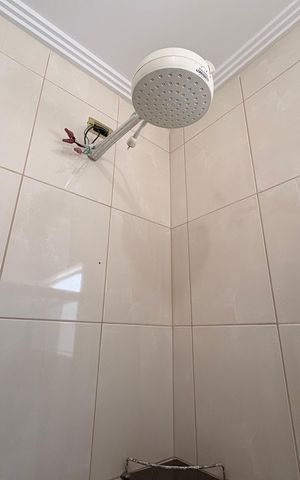 Casa à venda com 149m², 3 quartos e 4 vagas Casa à venda com 149m², 3 quartos e 4 vagasBanheiro