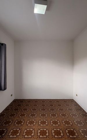 Casa à venda com 149m², 3 quartos e 4 vagas Casa à venda com 149m², 3 quartos e 4 vagasQuarto 2
