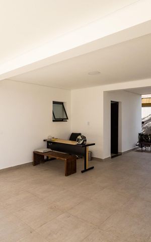 Casa de condomínio à venda com 350m², 4 quartos e 4 vagas Casa de condomínio à venda com 350m², 4 quartos e 4 vagasGaragem