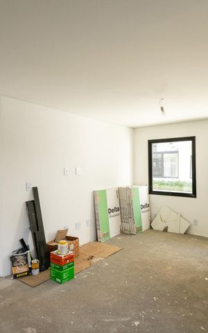 Casa de condomínio à venda com 350m², 4 quartos e 4 vagas Casa de condomínio à venda com 350m², 4 quartos e 4 vagasSala