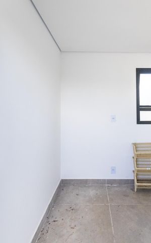 Casa de condomínio à venda com 350m², 4 quartos e 4 vagas Casa de condomínio à venda com 350m², 4 quartos e 4 vagasQuarto de Serviço