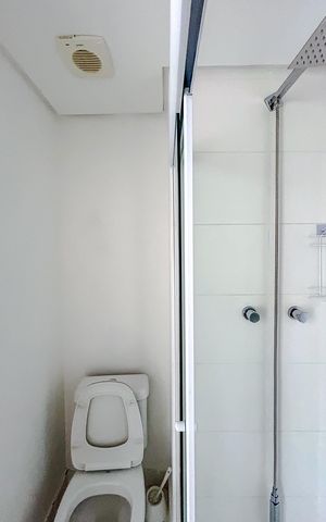 Apartamento à venda com 67m², 2 quartos e 1 vagaBanheiro Social