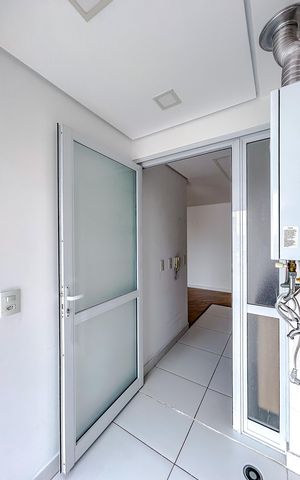 Apartamento à venda com 67m², 2 quartos e 1 vagaÁrea de Serviço