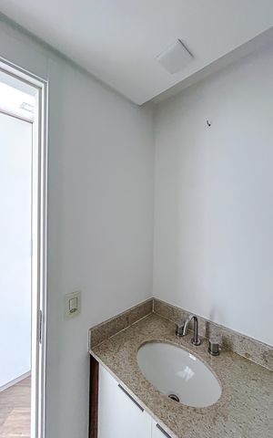 Apartamento à venda com 67m², 2 quartos e 1 vagaBanheiro da Suíte