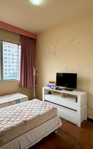 Apartamento à venda com 130m², 4 quartos e 1 vagaQuarto