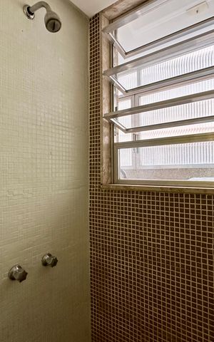 Apartamento à venda com 130m², 4 quartos e 1 vagaBanheiro Social 2