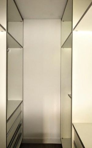 Apartamento à venda com 107m², 3 quartos e 3 vagasCloset da suíte