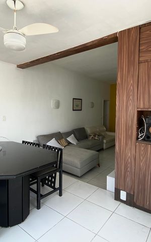 Apartamento à venda com 240m², 3 quartos e sem vaga Apartamento à venda com 240m², 3 quartos e sem vagaSala