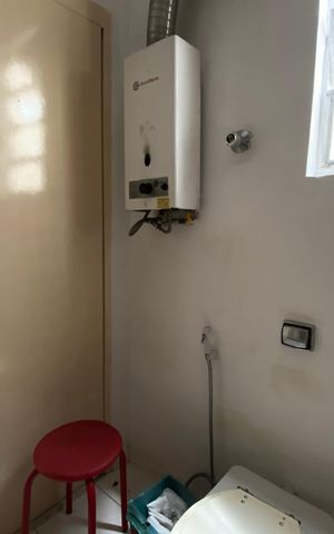 Apartamento à venda com 240m², 3 quartos e sem vaga Apartamento à venda com 240m², 3 quartos e sem vagaBanheiro social
