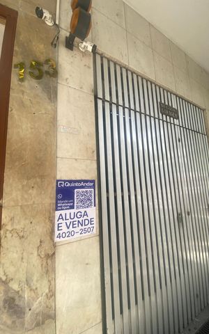 Apartamento à venda com 240m², 3 quartos e sem vaga Apartamento à venda com 240m², 3 quartos e sem vagaPlaca