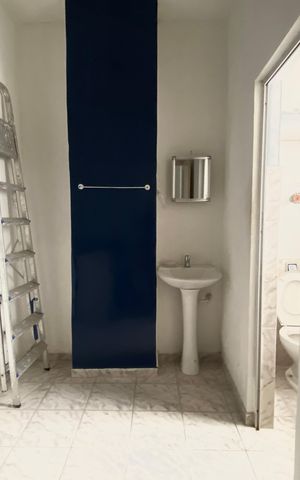 Apartamento à venda com 240m², 3 quartos e sem vaga Apartamento à venda com 240m², 3 quartos e sem vagaQuarto de Serviço