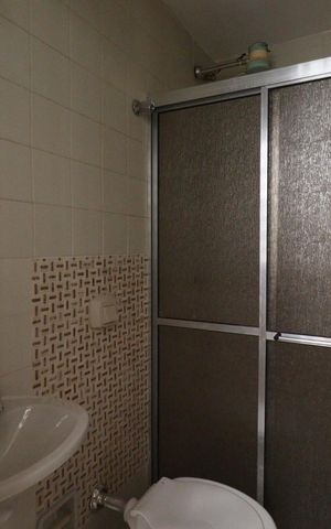 Apartamento para alugar com 93m², 3 quartos e 1 vaga Apartamento para alugar com 93m², 3 quartos e 1 vagaBanheiro de serviço