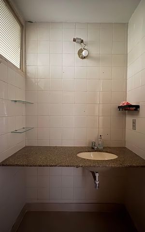 Apartamento para alugar com 93m², 3 quartos e 1 vaga Apartamento para alugar com 93m², 3 quartos e 1 vagaBanheiro social