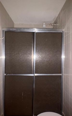 Apartamento para alugar com 93m², 3 quartos e 1 vaga Apartamento para alugar com 93m², 3 quartos e 1 vagaBanheiro social