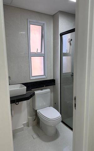 Apartamento à venda com 76m², 2 quartos e 1 vaga Apartamento à venda com 76m², 2 quartos e 1 vagaBanheiro da Suíte