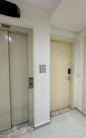 Apartamento à venda com 76m², 2 quartos e 1 vaga Apartamento à venda com 76m², 2 quartos e 1 vagaÁrea comum