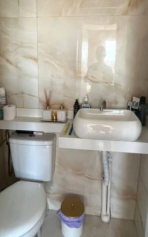 Apartamento à venda com 37m², 2 quartos e sem vaga Apartamento à venda com 37m², 2 quartos e sem vagaBanheiro
