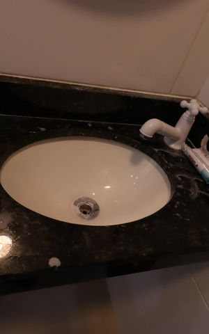 Apartamento para alugar com 100m², 2 quartos e 1 vagaBanheiro da Suíte - Pia