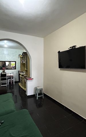 Casa à venda com 118m², 2 quartos e 1 vagaSala