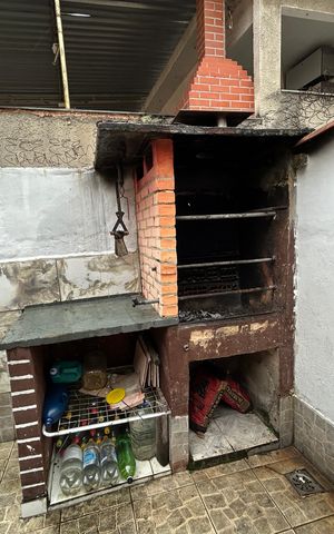 Casa à venda com 118m², 2 quartos e 1 vagaChurrasqueira