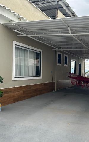 Casa à venda com 300m², 2 quartos e 4 vagas