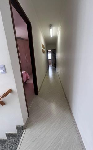 Casa à venda com 262m², 3 quartos e 6 vagas
