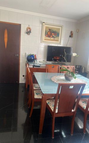 Casa à venda com 262m², 3 quartos e 6 vagas