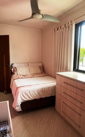 Casa à venda com 262m², 3 quartos e 6 vagas