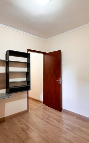Casa à venda com 191m², 3 quartos e 2 vagas Casa à venda com 191m², 3 quartos e 2 vagasQuarto 2