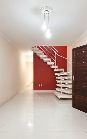 Casa à venda com 191m², 3 quartos e 2 vagas Casa à venda com 191m², 3 quartos e 2 vagasSala