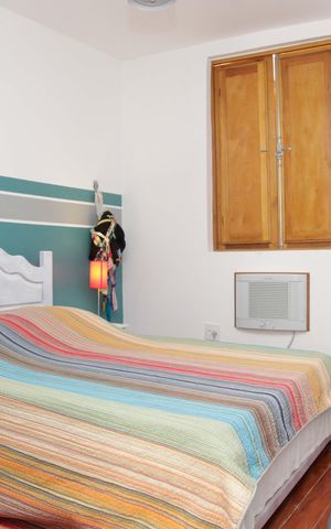 Casa à venda com 130m², 4 quartos e sem vagaQuarto / apto 1 