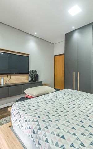 Casa à venda com 135m², 3 quartos e 1 vagaSuíte