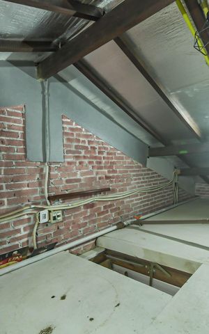 Casa à venda com 135m², 3 quartos e 1 vagaSótão