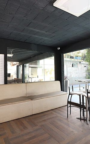Apartamento para alugar com 150m², 2 quartos e sem vagaÁrea comum