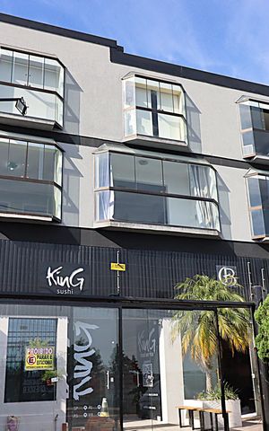 Apartamento para alugar com 150m², 2 quartos e sem vagaFachada