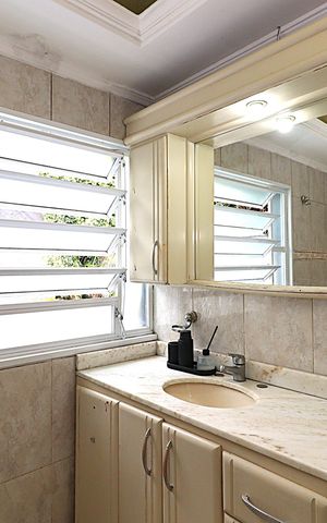 Apartamento para alugar com 150m², 2 quartos e sem vagaBanheiro da Suíte 2