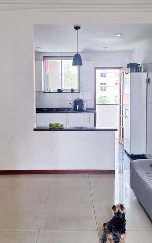Apartamento à venda com 90m², 3 quartos e sem vaga Apartamento à venda com 90m², 3 quartos e sem vagaSala