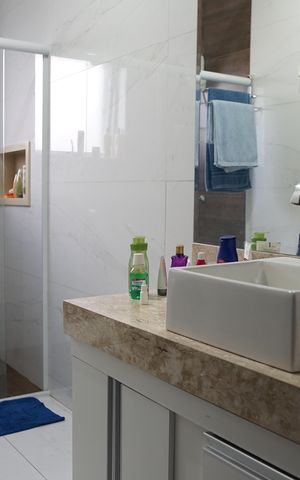 Casa à venda com 230m², 3 quartos e 2 vagasBanheiro social